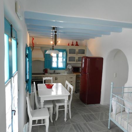 Belogna Ikons Villa Vívlosz Szoba fotó