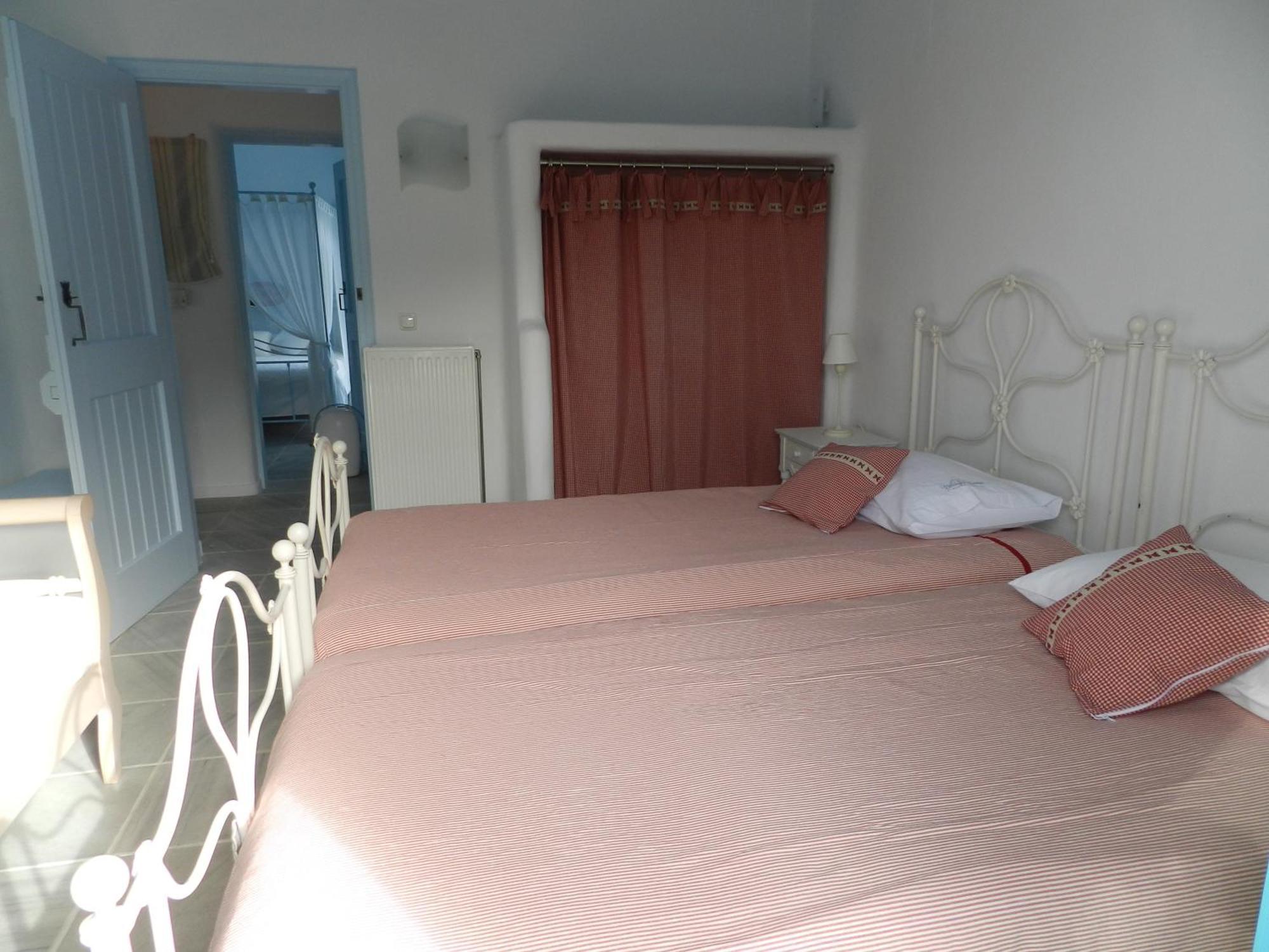 Belogna Ikons Villa Vívlosz Szoba fotó